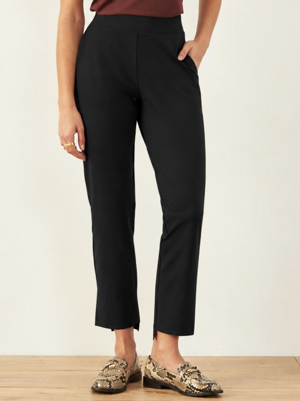 ADAY bend and stretch pull on work pants straight leg travel comfy black size M